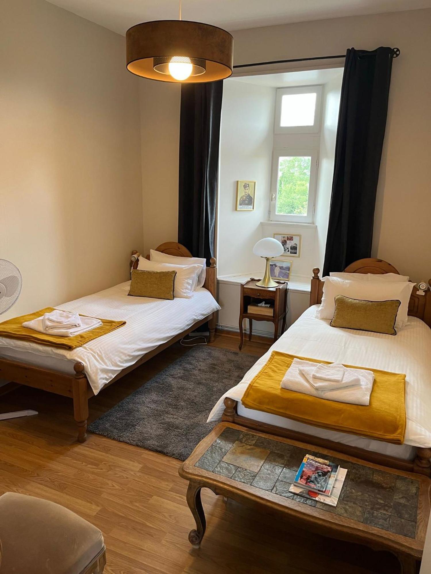 La Fiere Bridge Guest House Amfreville  Extérieur photo